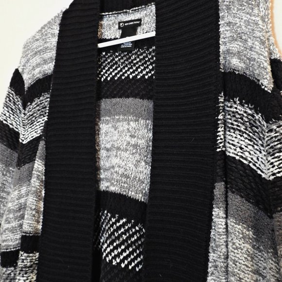 New Directions Black and Silver Long Sweater - Size XL - Picture 6 of 9